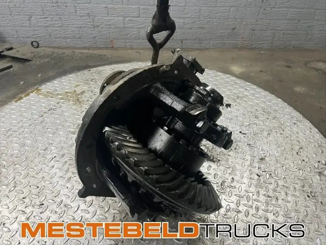 Volvo Differentieel 3,58-1 - Zadnja osovina za Kamion: slika 1 Volvo Differentieel 3,58-1 - Zadnja osovina za Kamion: slika 1