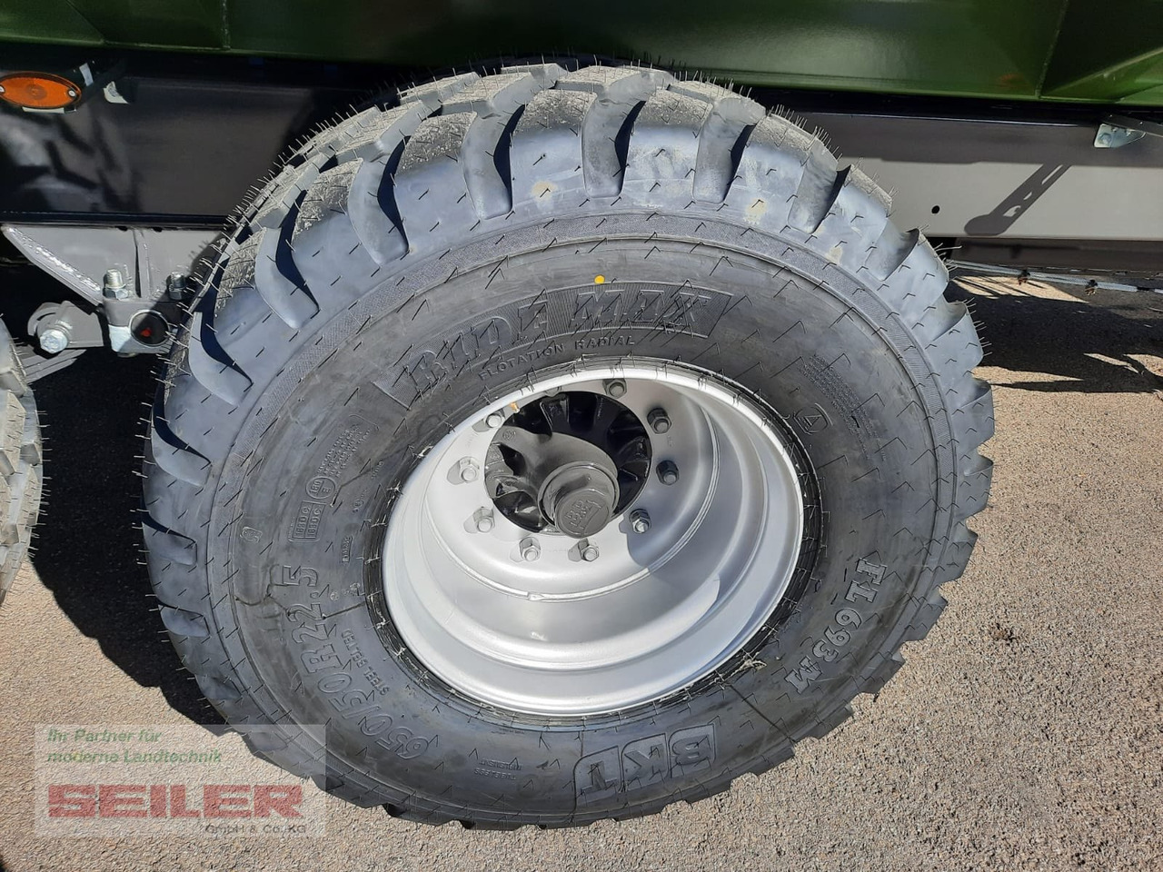 Novu Traktorska prikolica za farmu/ Kiper Fliegl TMK 264 FOX 32m³: slika 11
