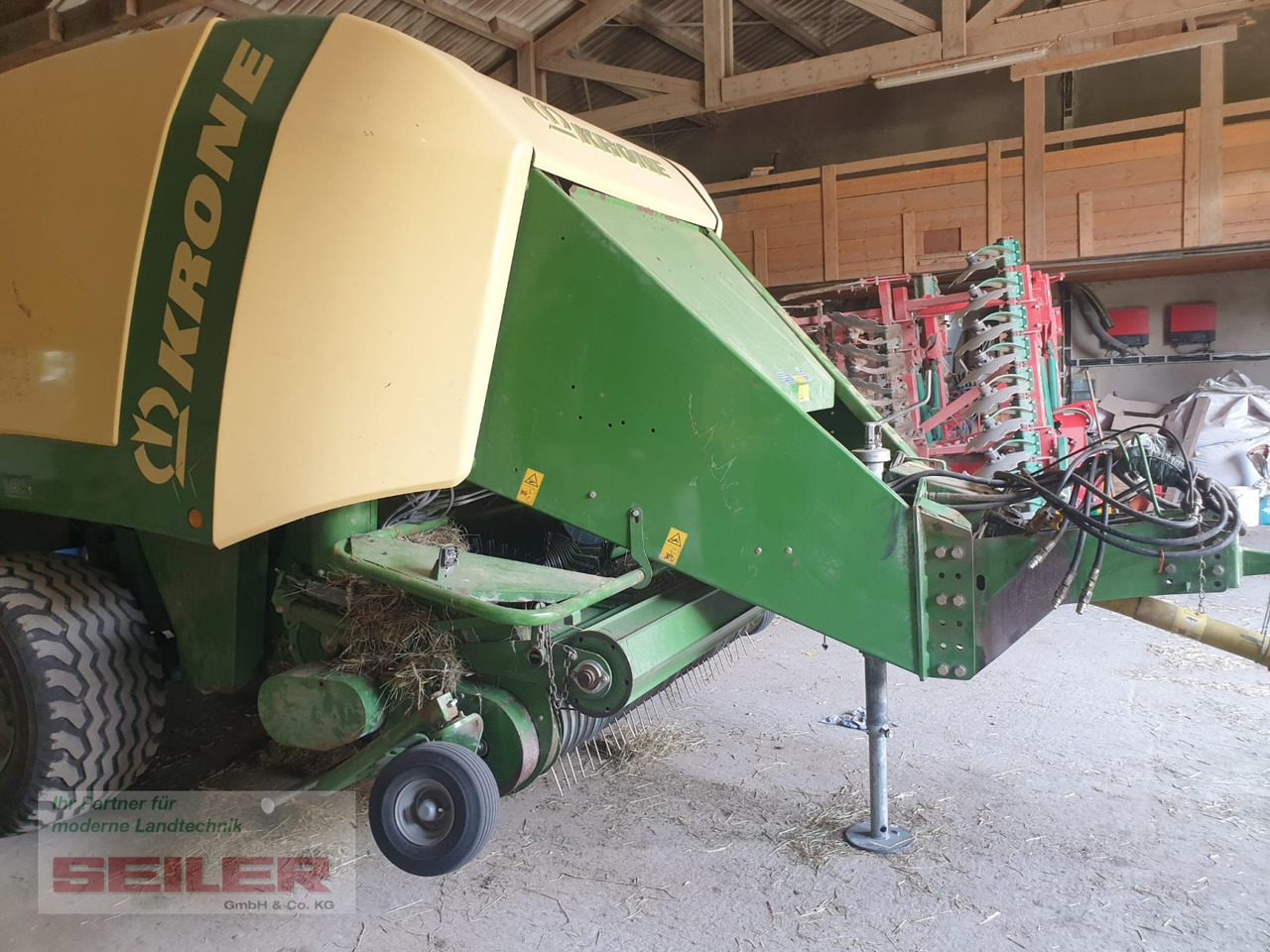 Krone Big Pack 1270 XC - Balirka za kockaste bale: slika 2 Krone Big Pack 1270 XC - Balirka za kockaste bale: slika 2