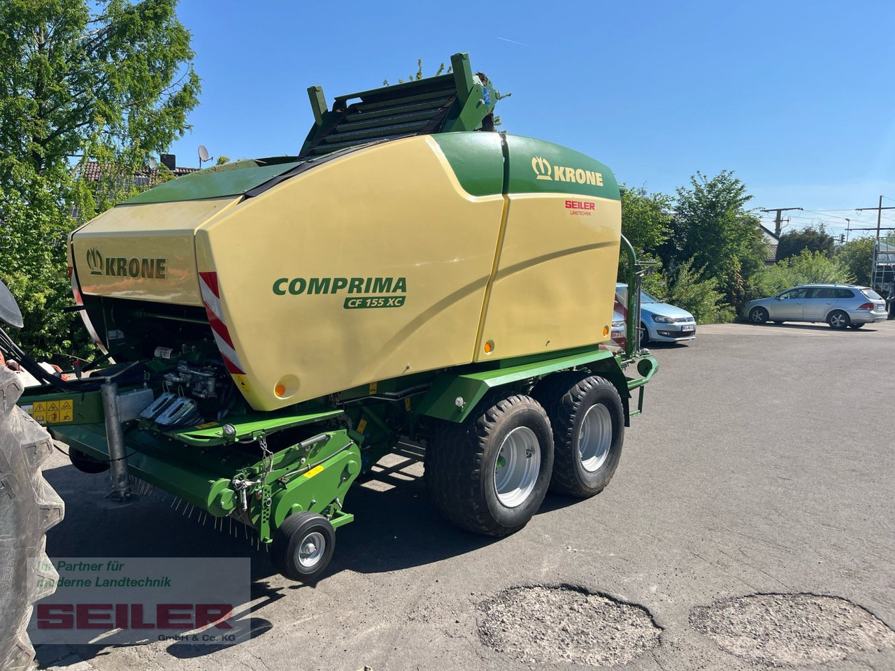 Krone Comprima CF 155 XC - Balirka za okrugle bale: slika 1 Krone Comprima CF 155 XC - Balirka za okrugle bale: slika 1