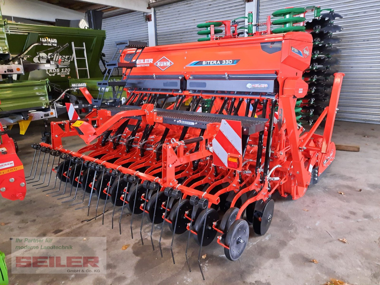 Kuhn HR 304 + Sitera 330-20E - Kombinovana mašina za setvu: slika 3 Kuhn HR 304 + Sitera 330-20E - Kombinovana mašina za setvu: slika 3