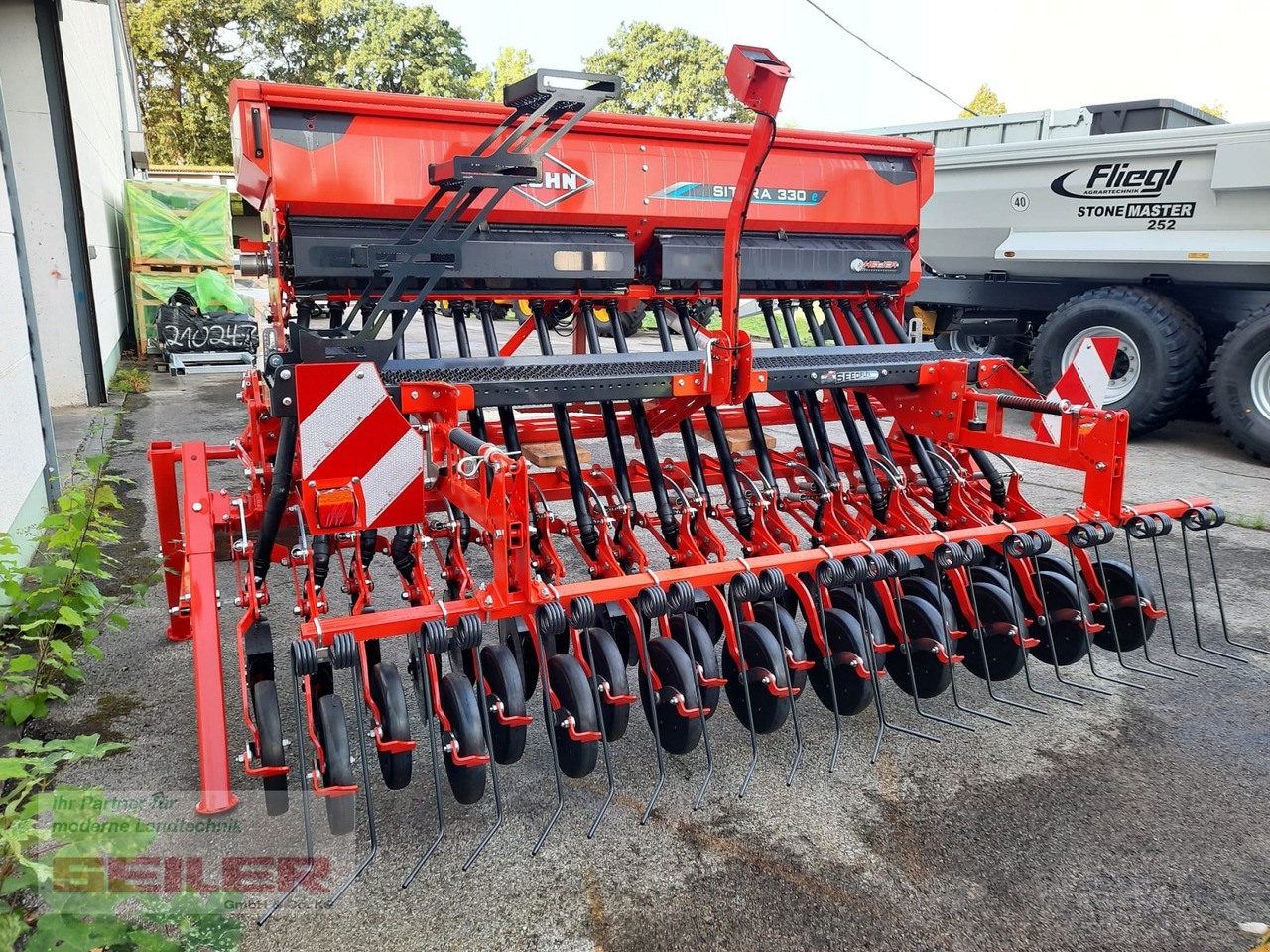 Kuhn HR 304 + Sitera 330-20E - Kombinovana mašina za setvu: slika 5 Kuhn HR 304 + Sitera 330-20E - Kombinovana mašina za setvu: slika 5