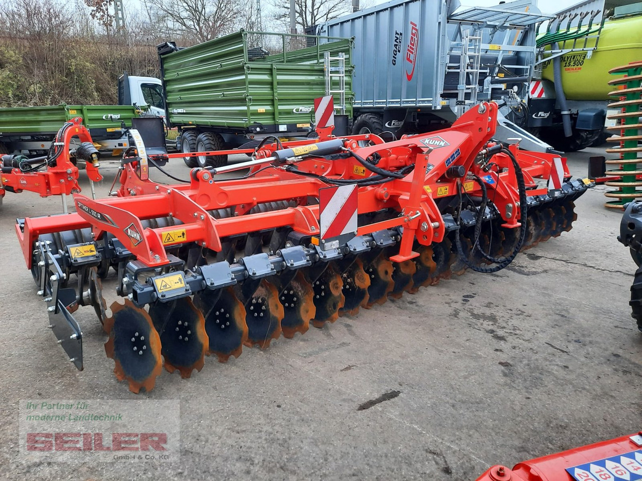 Kuhn Optimer L 500 R T-Liner - Tanjirača: slika 2 Kuhn Optimer L 500 R T-Liner - Tanjirača: slika 2