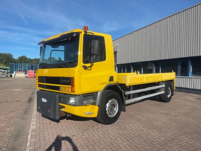 DAF CF 75.240 Automatic Euro 2 NL-Truck Original km's - Kamion sa tovarnim sandukom: slika 3 DAF CF 75.240 Automatic Euro 2 NL-Truck Original km's - Kamion sa tovarnim sandukom: slika 3