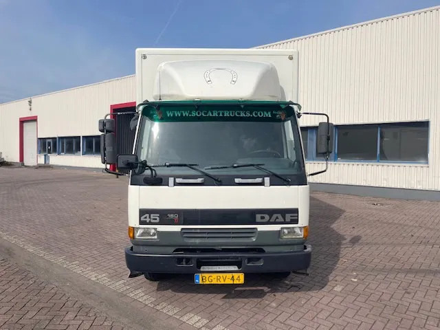 DAF LF 45.130 CLEAN HORSES NL-TRUCK - Kamion za prevoz konja: slika 2 DAF LF 45.130 CLEAN HORSES NL-TRUCK - Kamion za prevoz konja: slika 2