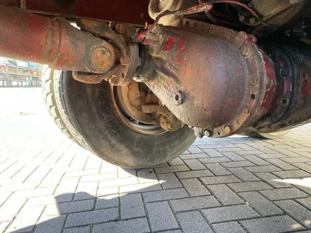 Mercedes-Benz AK 2635 6x4 V8 - Istovarivač: slika 5 Mercedes-Benz AK 2635 6x4 V8 - Istovarivač: slika 5