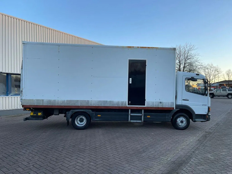 Mercedes-Benz Atego 818 EURO 3 Full Steel Manual Gear-box NL-Truck - Kamion sa zatvorenim sandukom: slika 2 Mercedes-Benz Atego 818 EURO 3 Full Steel Manual Gear-box NL-Truck - Kamion sa zatvorenim sandukom: slika 2