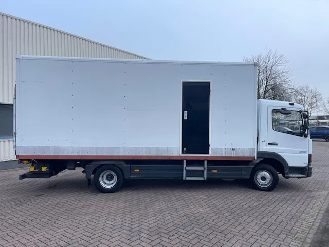 Mercedes-Benz Atego 818 Full Steel EURO 3 Manual gear NL-Truck - Kamion sa zatvorenim sandukom: slika 3 Mercedes-Benz Atego 818 Full Steel EURO 3 Manual gear NL-Truck - Kamion sa zatvorenim sandukom: slika 3