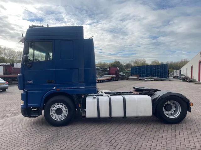 DAF XF 105.460 Manual gear - Tegljač: slika 4 DAF XF 105.460 Manual gear - Tegljač: slika 4