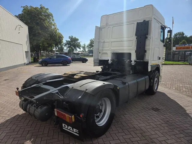 DAF XF 95.430 Manual gear Euro 3 - Tegljač: slika 4 DAF XF 95.430 Manual gear Euro 3 - Tegljač: slika 4