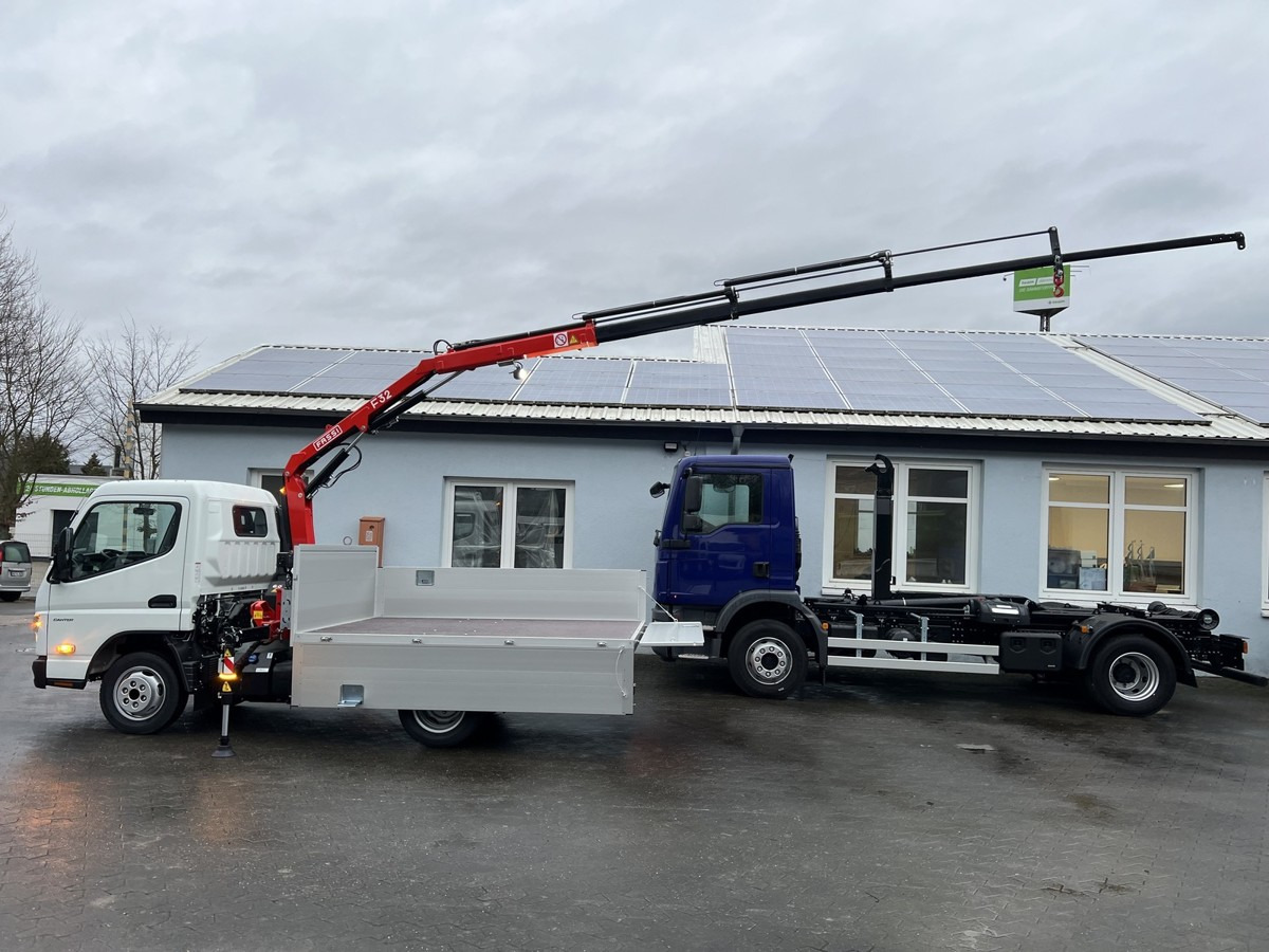 FUSO 3S15 Alu Pritsche 2.80m Ladekran Funk! - Dostavno vozilo s ravnom platformom: slika 3 FUSO 3S15 Alu Pritsche 2.80m Ladekran Funk! - Dostavno vozilo s ravnom platformom: slika 3