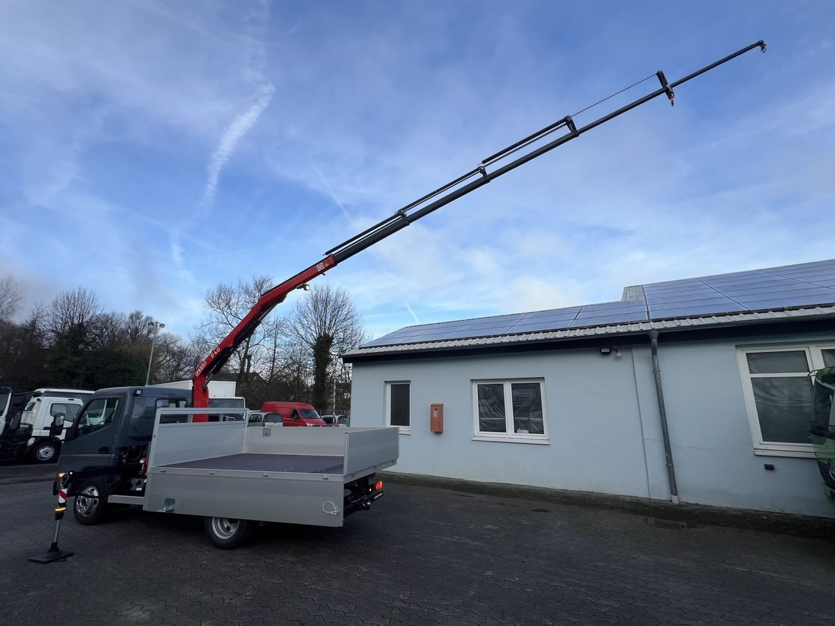 FUSO 6S15 Pritsche 3.0m Kran 4xhydr. Funk! - Dostavno vozilo s ravnom platformom: slika 5 FUSO 6S15 Pritsche 3.0m Kran 4xhydr. Funk! - Dostavno vozilo s ravnom platformom: slika 5