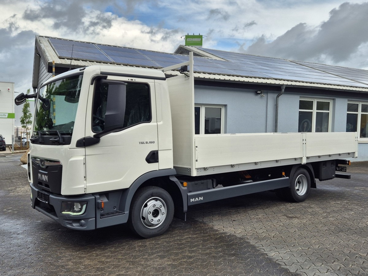 MAN TGL 8.160 BL NEU Alu Pritsche 5.5m 8.190 - Dostavno vozilo s ravnom platformom: slika 1 MAN TGL 8.160 BL NEU Alu Pritsche 5.5m 8.190 - Dostavno vozilo s ravnom platformom: slika 1