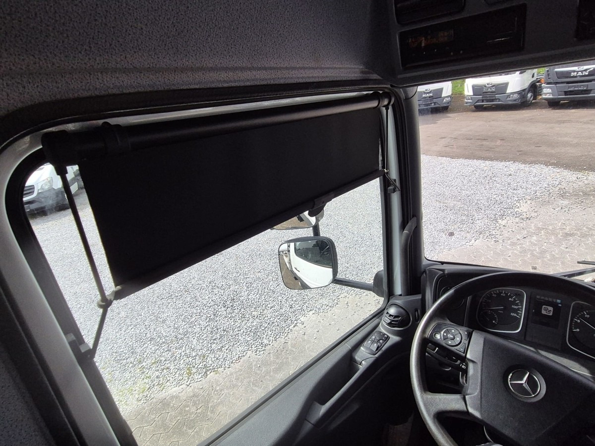 MERCEDES-BENZ Atego 823 3-Seiten Kipper Meiller 2 x AHK - Dostavno vozilo kiper: slika 5 MERCEDES-BENZ Atego 823 3-Seiten Kipper Meiller 2 x AHK - Dostavno vozilo kiper: slika 5