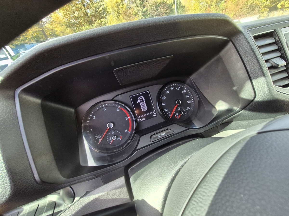 VW Crafter 35 Maxi L4H3 1Hand PDC - Furgon: slika 5 VW Crafter 35 Maxi L4H3 1Hand PDC - Furgon: slika 5