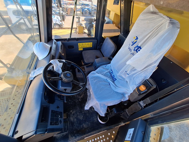 Lizing KOMATSU HD605-7EO KOMATSU HD605-7EO: slika 6 Lizing KOMATSU HD605-7EO KOMATSU HD605-7EO: slika 6