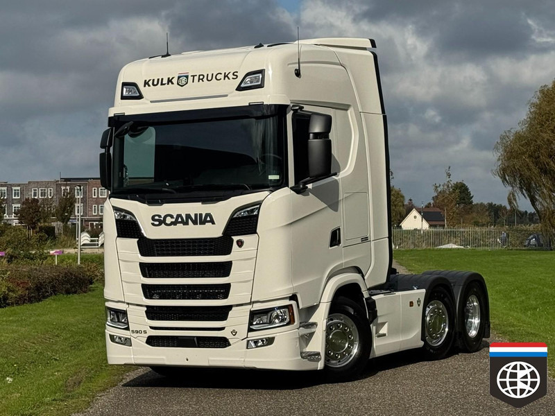Scania 590 S 6X2/4 - Full air - Retarder PTO - SLIDE fifth wheel - King of the Road - Tegljač: slika 1 Scania 590 S 6X2/4 - Full air - Retarder PTO - SLIDE fifth wheel - King of the Road - Tegljač: slika 1