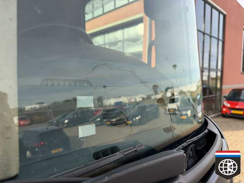 Tegljač Scania R410 NIGHT A/C / 2X TANK / RETARDER / TUV: 06-26: slika 17