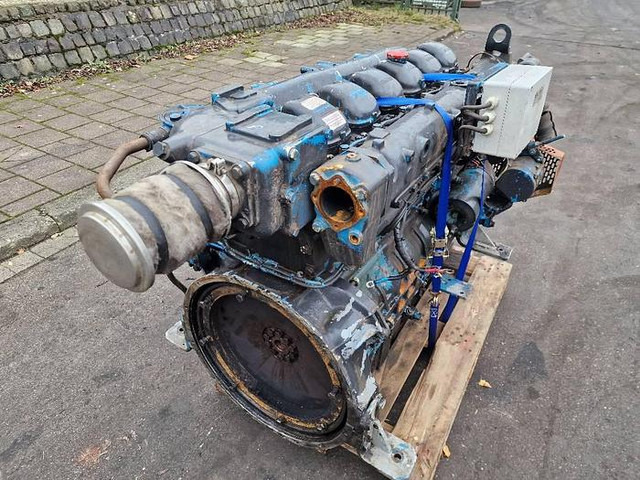 MAN D2866E - Građevinska mašina: slika 4 MAN D2866E - Građevinska mašina: slika 4