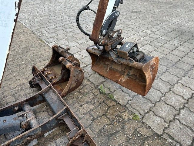 Bobcat E19, Verstelllaufwerk, Greifer + Hammer, Löffel - Mini bager: slika 5 Bobcat E19, Verstelllaufwerk, Greifer + Hammer, Löffel - Mini bager: slika 5