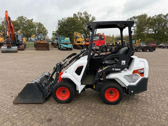 Bobcat L28, Schaufel, Palettengabel, S.W.S. - Utovarivač točkaš: slika 3 Bobcat L28, Schaufel, Palettengabel, S.W.S. - Utovarivač točkaš: slika 3