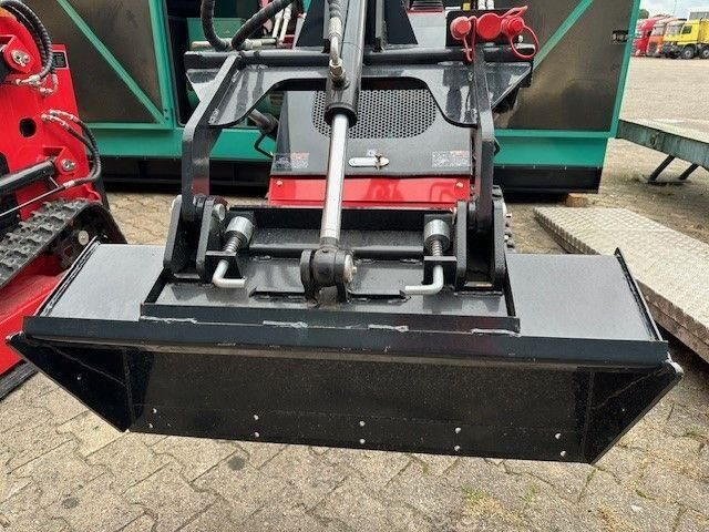 Compaktlader, Schaufel, S.W.S., 3. Steuerkreis - Utovarivač guseničar: slika 5 Compaktlader, Schaufel, S.W.S., 3. Steuerkreis - Utovarivač guseničar: slika 5