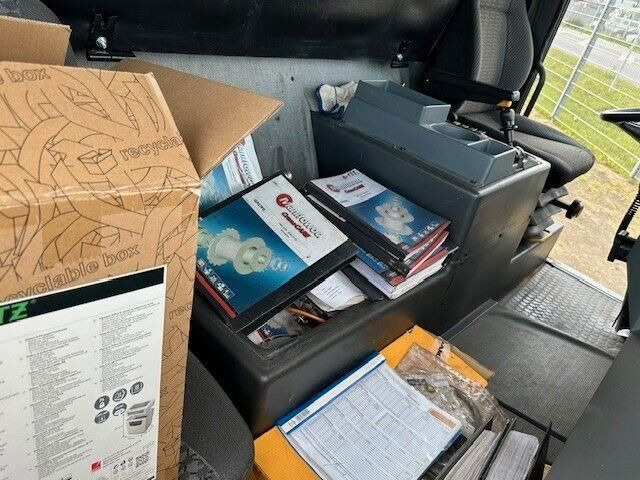 Grove GMK6300 KRAN 300/330 Tonnen - Toranjski kran: slika 4 Grove GMK6300 KRAN 300/330 Tonnen - Toranjski kran: slika 4