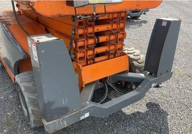 Haulotte Compact 12 DX, Geländegängig, Kubota, 12,15m - Lift u obliku makaza: slika 5 Haulotte Compact 12 DX, Geländegängig, Kubota, 12,15m - Lift u obliku makaza: slika 5