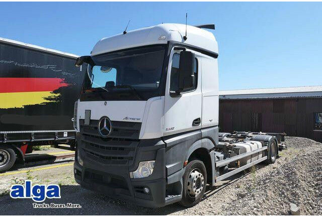 Mercedes-Benz 1842 L Actros/LBW/Retarder/BDF - Kamion sa golom šasijom i zatvorenom kabinom: slika 1 Mercedes-Benz 1842 L Actros/LBW/Retarder/BDF - Kamion sa golom šasijom i zatvorenom kabinom: slika 1