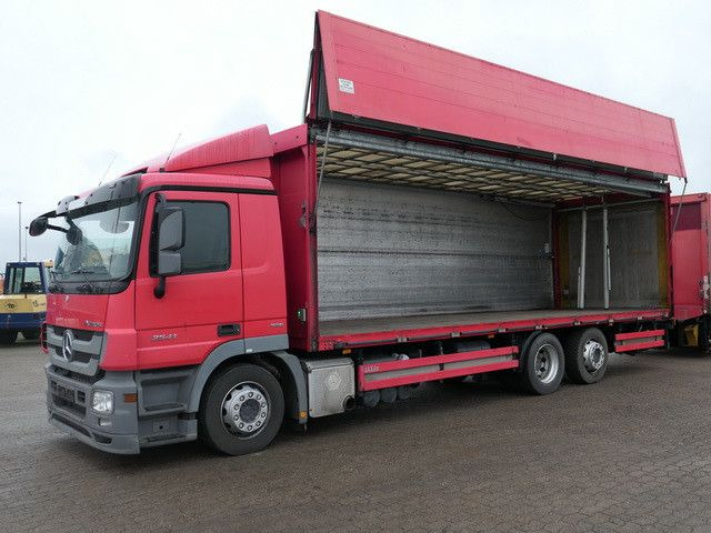 Mercedes-Benz 2541 L NR Actros 6x2, Schwenkwand, Klima, Lift - Kamion sa zatvorenim sandukom: slika 2 Mercedes-Benz 2541 L NR Actros 6x2, Schwenkwand, Klima, Lift - Kamion sa zatvorenim sandukom: slika 2