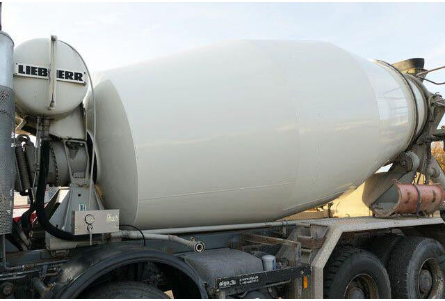 Mercedes-Benz 3240 B Actros 8x4, Liebherr HTM904, 9m³ - Mikser za beton: slika 5 Mercedes-Benz 3240 B Actros 8x4, Liebherr HTM904, 9m³ - Mikser za beton: slika 5