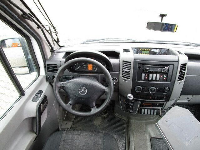 Mercedes-Benz 516 CDI Sprinter, Euro 6, 17 Sitze, Aut., Rampe - Minibus, Putnički kombi: slika 4 Mercedes-Benz 516 CDI Sprinter, Euro 6, 17 Sitze, Aut., Rampe - Minibus, Putnički kombi: slika 4