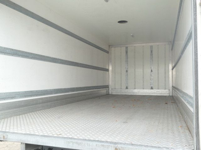 Mercedes-Benz 816 Atego, LBW, Isokoffer, Klima, 6.180mm lang - Dostavno vozilo sa zatvorenim sandukom: slika 4 Mercedes-Benz 816 Atego, LBW, Isokoffer, Klima, 6.180mm lang - Dostavno vozilo sa zatvorenim sandukom: slika 4