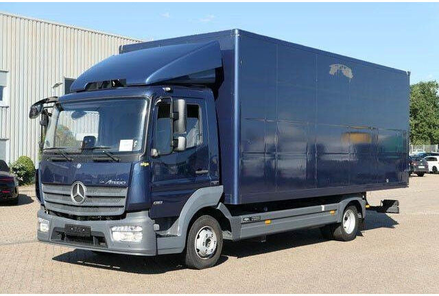 Mercedes-Benz 818 Atego 4x2, 6.200mm lang, Möbel, Klima - Kamion sa zatvorenim sandukom: slika 5 Mercedes-Benz 818 Atego 4x2, 6.200mm lang, Möbel, Klima - Kamion sa zatvorenim sandukom: slika 5