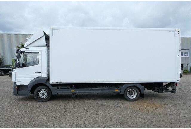 Mercedes-Benz 821 L Atego 4x2, 6.100mm lang, LBW, Klima, Luft - Kamion sa zatvorenim sandukom: slika 5 Mercedes-Benz 821 L Atego 4x2, 6.100mm lang, LBW, Klima, Luft - Kamion sa zatvorenim sandukom: slika 5