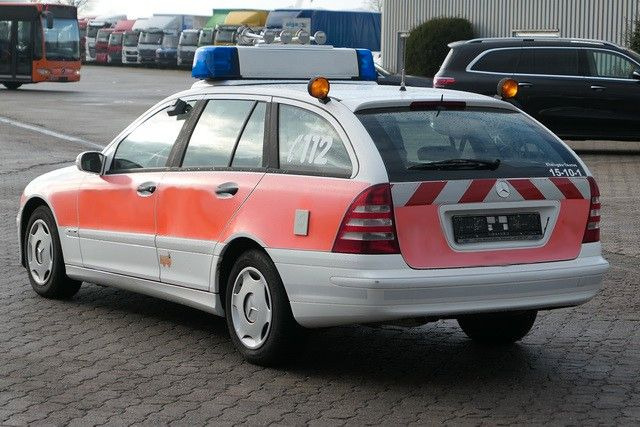 Mercedes-Benz C 220 CDI T-Modell, Notarzt, Feuerwehr, Klima - Vozilo hitne pomoći: slika 3 Mercedes-Benz C 220 CDI T-Modell, Notarzt, Feuerwehr, Klima - Vozilo hitne pomoći: slika 3