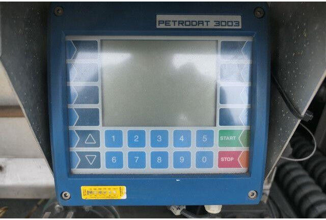 ROHR TAL-A-ZE 44.4, 4 Kammern, Peilstab, Bartec 3003 - Poluprikolica cisterna: slika 4 ROHR TAL-A-ZE 44.4, 4 Kammern, Peilstab, Bartec 3003 - Poluprikolica cisterna: slika 4