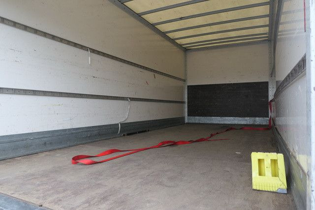Renault Midlum 220 4x2, LBW, AHK, 6.100mm lang, Klima - Dostavno vozilo sa zatvorenim sandukom: slika 4 Renault Midlum 220 4x2, LBW, AHK, 6.100mm lang, Klima - Dostavno vozilo sa zatvorenim sandukom: slika 4