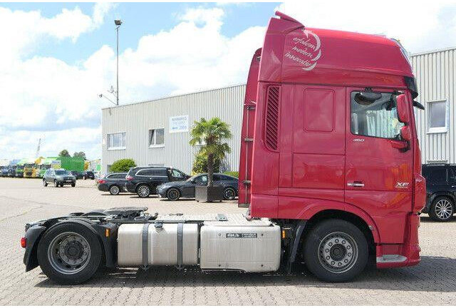 DAF XF 460 4x2, Standklima, Klima, 2x Schlafliege - Tegljač: slika 2 DAF XF 460 4x2, Standklima, Klima, 2x Schlafliege - Tegljač: slika 2