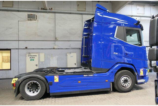 DAF XG+ 480 FT 4x2, 2x Tank, Standheizung, Klima - Tegljač: slika 2 DAF XG+ 480 FT 4x2, 2x Tank, Standheizung, Klima - Tegljač: slika 2