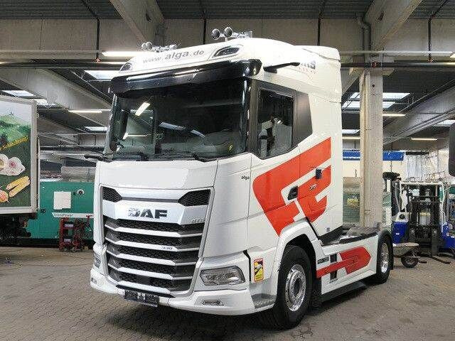 DAF XG 530 FT 4x2, Hydr., Klima, Alu-Felgen,Intarder - Tegljač: slika 2 DAF XG 530 FT 4x2, Hydr., Klima, Alu-Felgen,Intarder - Tegljač: slika 2