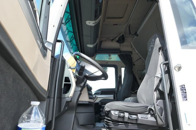 MAN 18.500 TGX 4x2, Intarder, Klima, 2x Tank,Spoiler - Tegljač: slika 4 MAN 18.500 TGX 4x2, Intarder, Klima, 2x Tank,Spoiler - Tegljač: slika 4