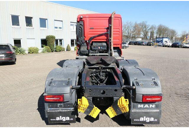 MAN 33.560 TGX BLS 6x4, Hydr., Intarder, Alu-Felgen - Tegljač: slika 4 MAN 33.560 TGX BLS 6x4, Hydr., Intarder, Alu-Felgen - Tegljač: slika 4