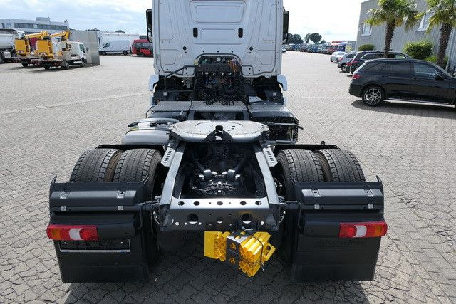 Mercedes-Benz 1836 LS Actros 4x2, ADR, Navi, Klima, 2.000km - Tegljač: slika 4 Mercedes-Benz 1836 LS Actros 4x2, ADR, Navi, Klima, 2.000km - Tegljač: slika 4