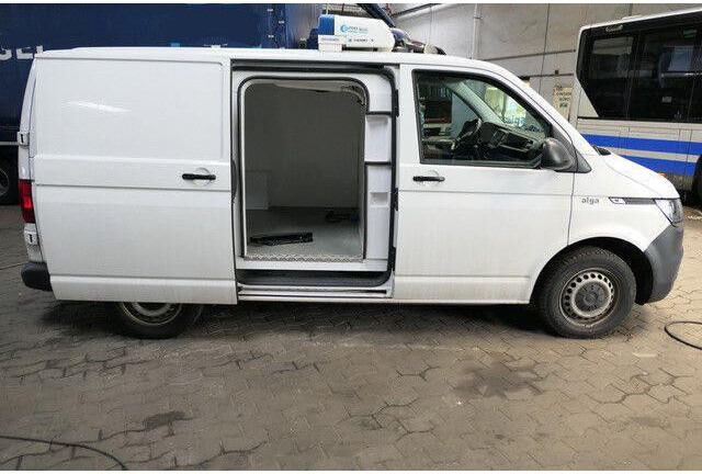 Volkswagen T 6 4x2, Thermo King E200MAX50, 3. Sitz, 184tkm - Dostavno vozilo hladnjača: slika 4 Volkswagen T 6 4x2, Thermo King E200MAX50, 3. Sitz, 184tkm - Dostavno vozilo hladnjača: slika 4