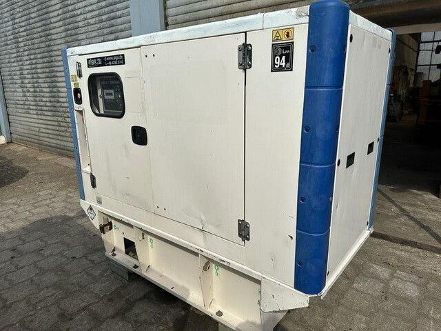 WILSON P33-2 Stromgenrator, 33kVA, Perkins, TOP - Set generatora: slika 2 WILSON P33-2 Stromgenrator, 33kVA, Perkins, TOP - Set generatora: slika 2