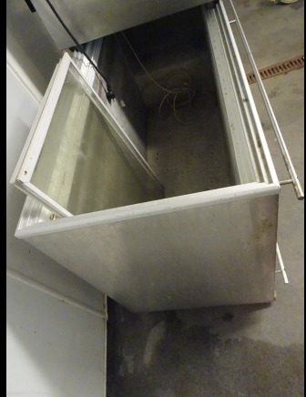 Bac - congélateur, marque LIEBHERR
type : GTE 5502 - Index 20A / 312
capacité : 564 litres
numéro : 79,838,556,3
en ino- congélateur, marque LIEBHERR
type : GTE 5502 - Index 20A / 312
capacité : 564 l - Oprema za prehrambenu industriju: slika 4 Bac - congélateur, marque LIEBHERR
type : GTE 5502 - Index 20A / 312
capacité : 564 litres
numéro : 79,838,556,3
en ino- congélateur, marque LIEBHERR
type : GTE 5502 - Index 20A / 312
capacité : 564 l - Oprema za prehrambenu industriju: slika 4