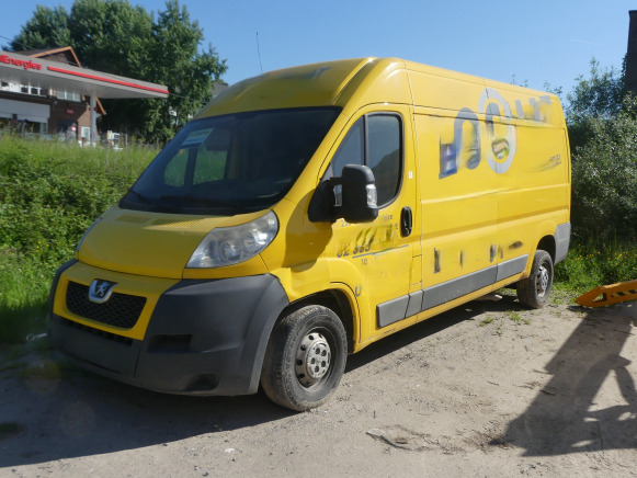 Camionnette Peugeot Boxer (2012-260.459 km) (VF3YCPMFC12203908) - Furgon: slika 1 Camionnette Peugeot Boxer (2012-260.459 km) (VF3YCPMFC12203908) - Furgon: slika 1