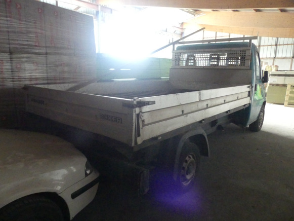 Camionnette benne Peugeot Boxer (1999-235.401 km) - Automobil: slika 3 Camionnette benne Peugeot Boxer (1999-235.401 km) - Automobil: slika 3