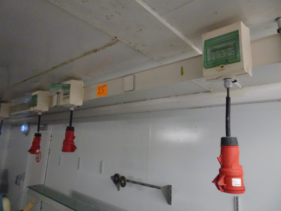 Rails d'approvisionnement d'électricité, S d'approvisionnement d'élecApprovisionnemerpprol Nt D'électricité, Marque Canalis - Oprema za prehrambenu industriju: slika 3 Rails d'approvisionnement d'électricité, S d'approvisionnement d'élecApprovisionnemerpprol Nt D'électricité, Marque Canalis - Oprema za prehrambenu industriju: slika 3